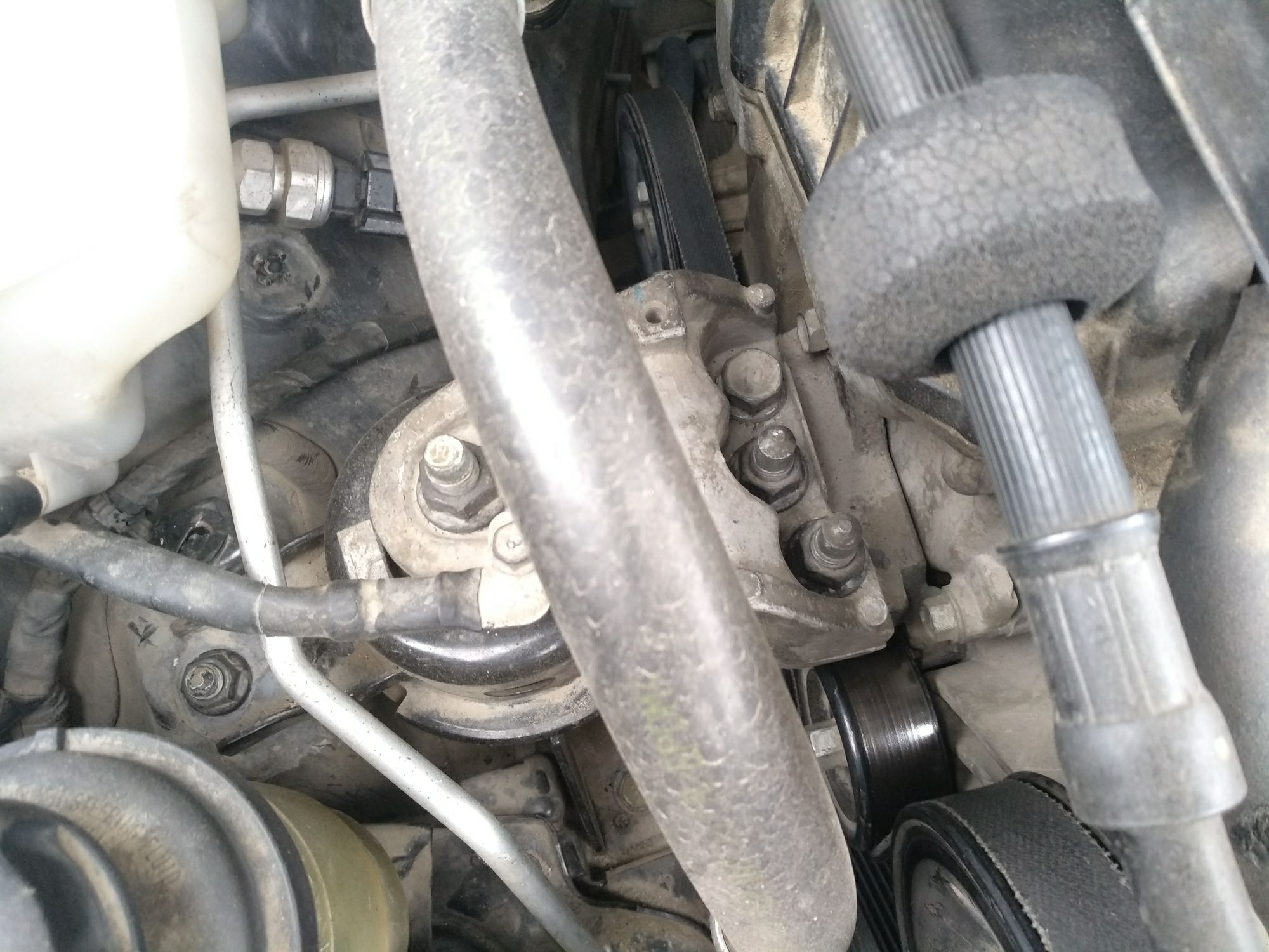 起亚 新佳乐 2007款 2.0l 7座舒适版(进口)