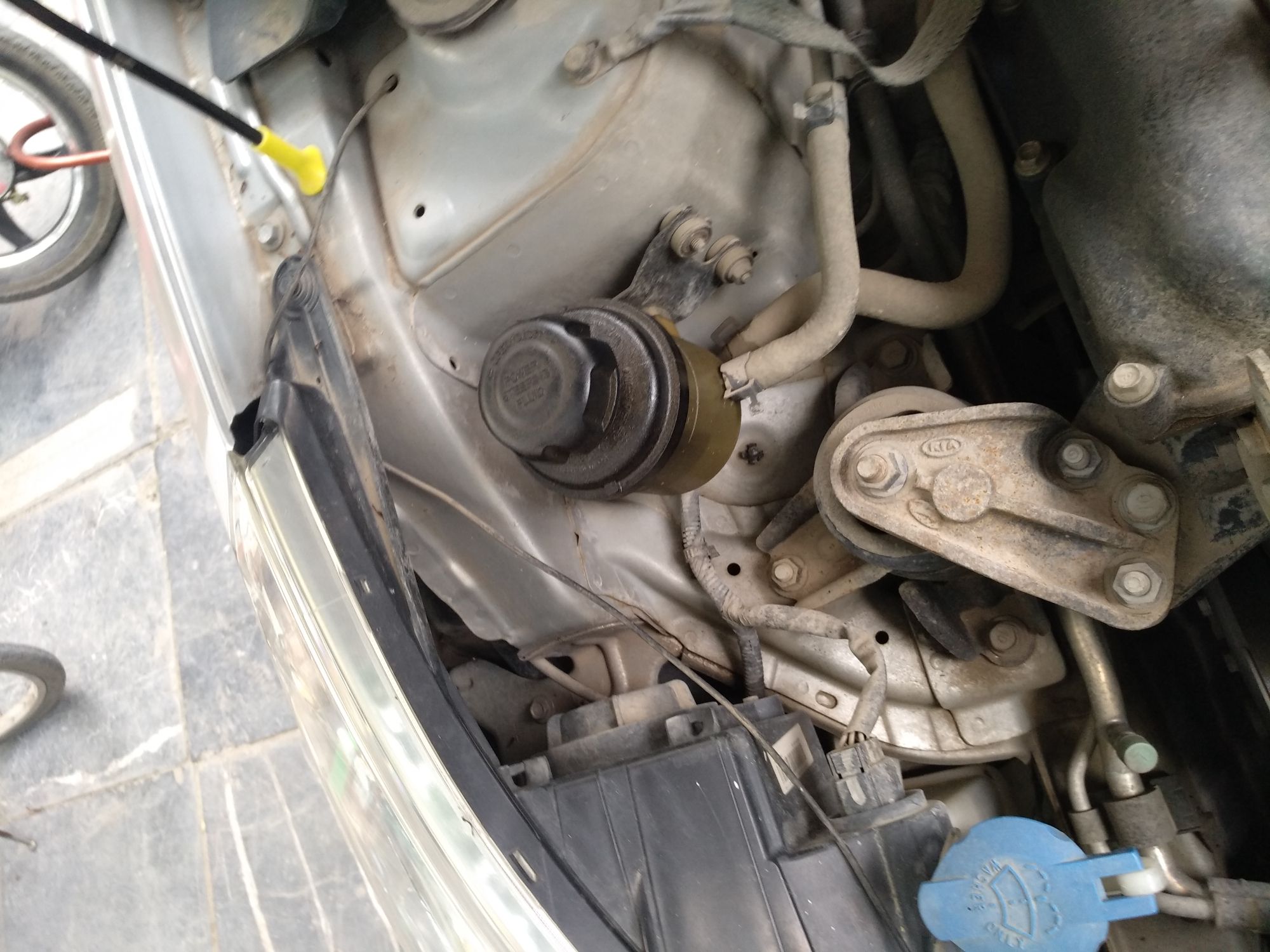 现代 瑞纳 2010款 三厢 1.4l 手动舒适型gs